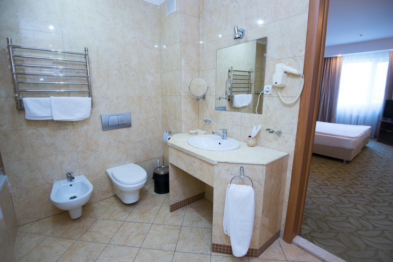 Akbulak Hotel Astana Extérieur photo