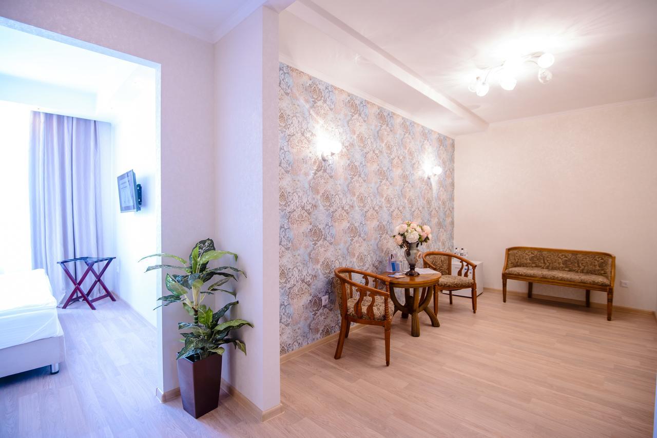 Akbulak Hotel Astana Extérieur photo