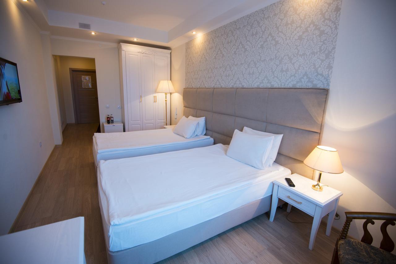 Akbulak Hotel Astana Extérieur photo