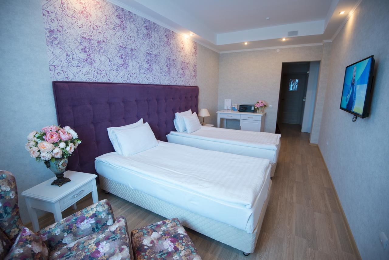 Akbulak Hotel Astana Extérieur photo