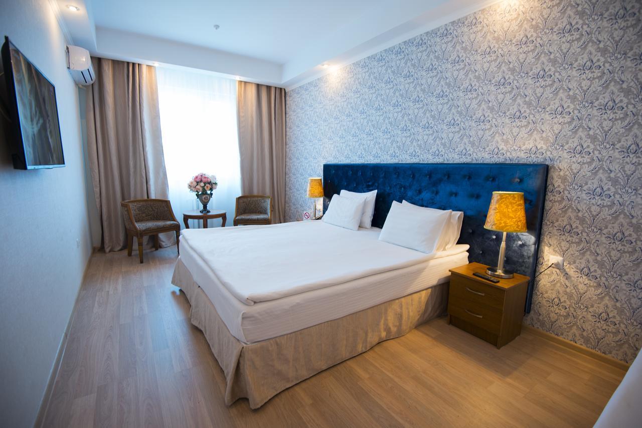 Akbulak Hotel Astana Extérieur photo